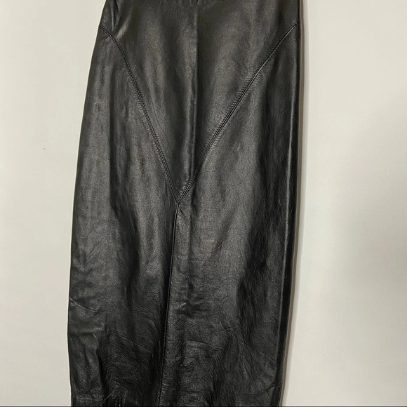 Vintage leather skirt - Picture 3 of 6